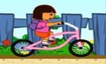 Andar de bike com Dora