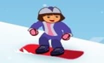 Dora esquiando