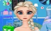 Elsa Decorando O Quarto