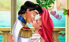 Mermaid Princess Mistletoe Kiss