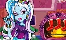 Monster High Christmas Party